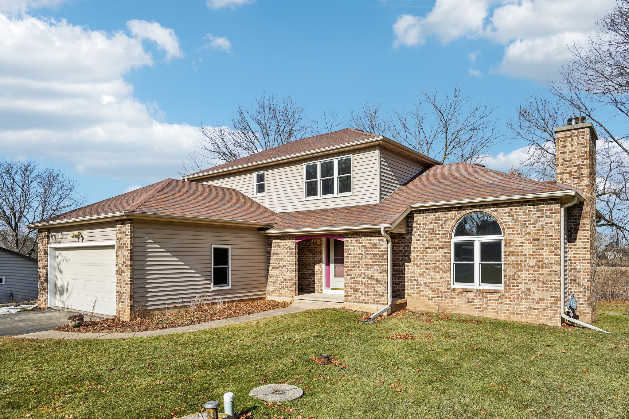 Sunny Wood Dr-S1702-002.jpg