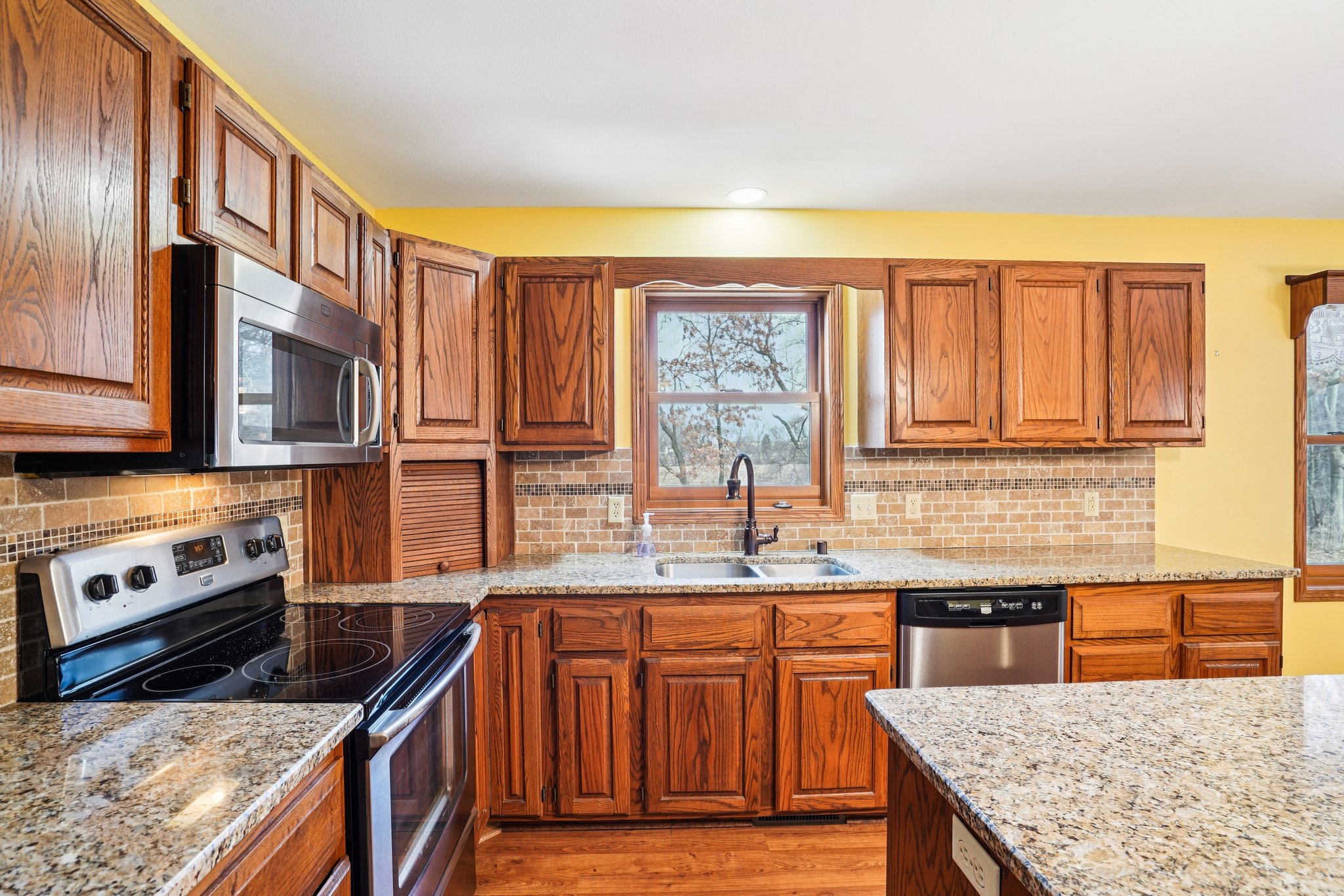 Sunny Wood Dr-S1702-018.jpg