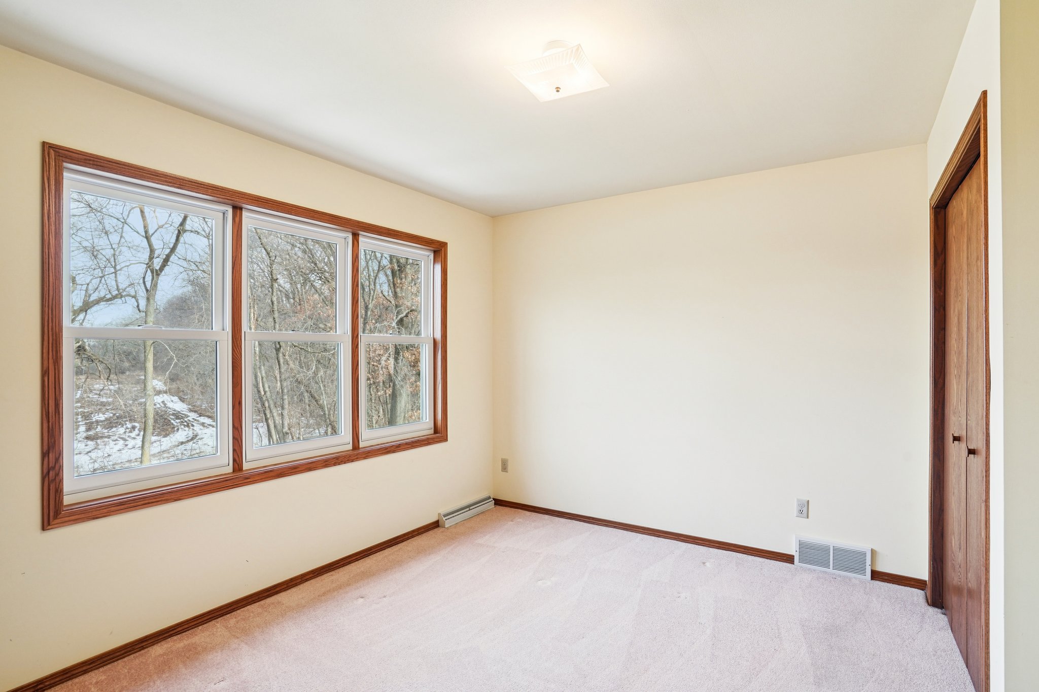 Sunny Wood Dr-S1702-024.jpg