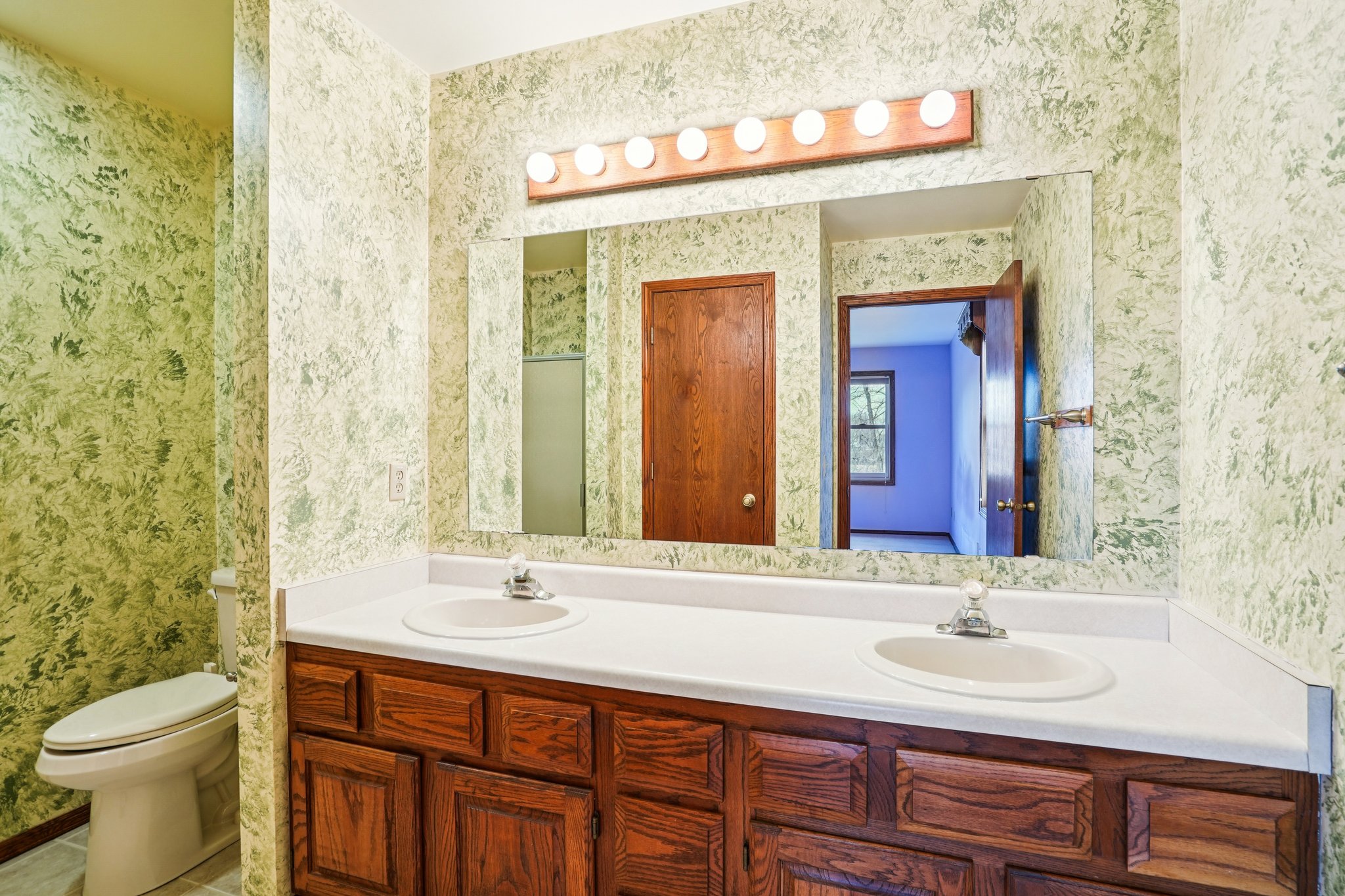 Sunny Wood Dr-S1702-030.jpg