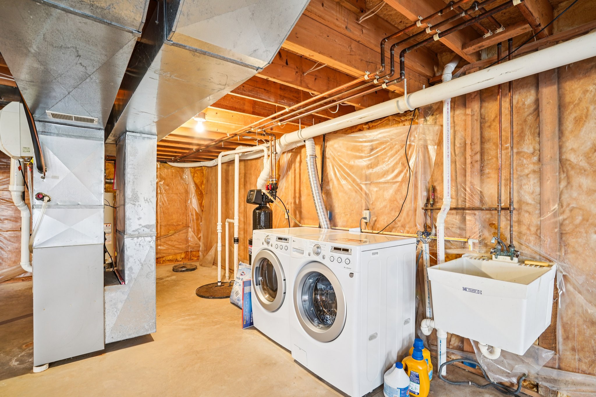 Sunny Wood Dr-S1702-039.jpg