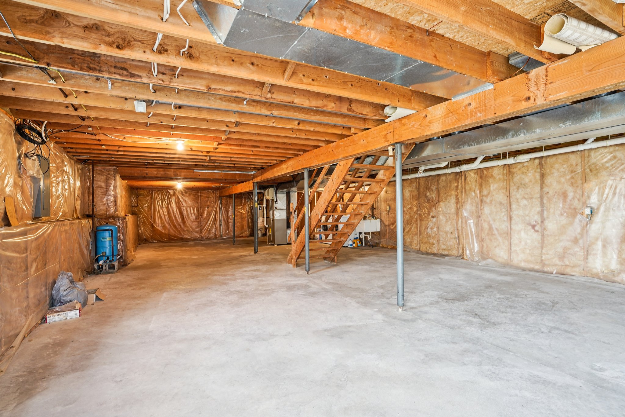 Sunny Wood Dr-S1702-042.jpg