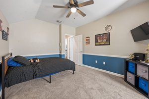  Photo 49
