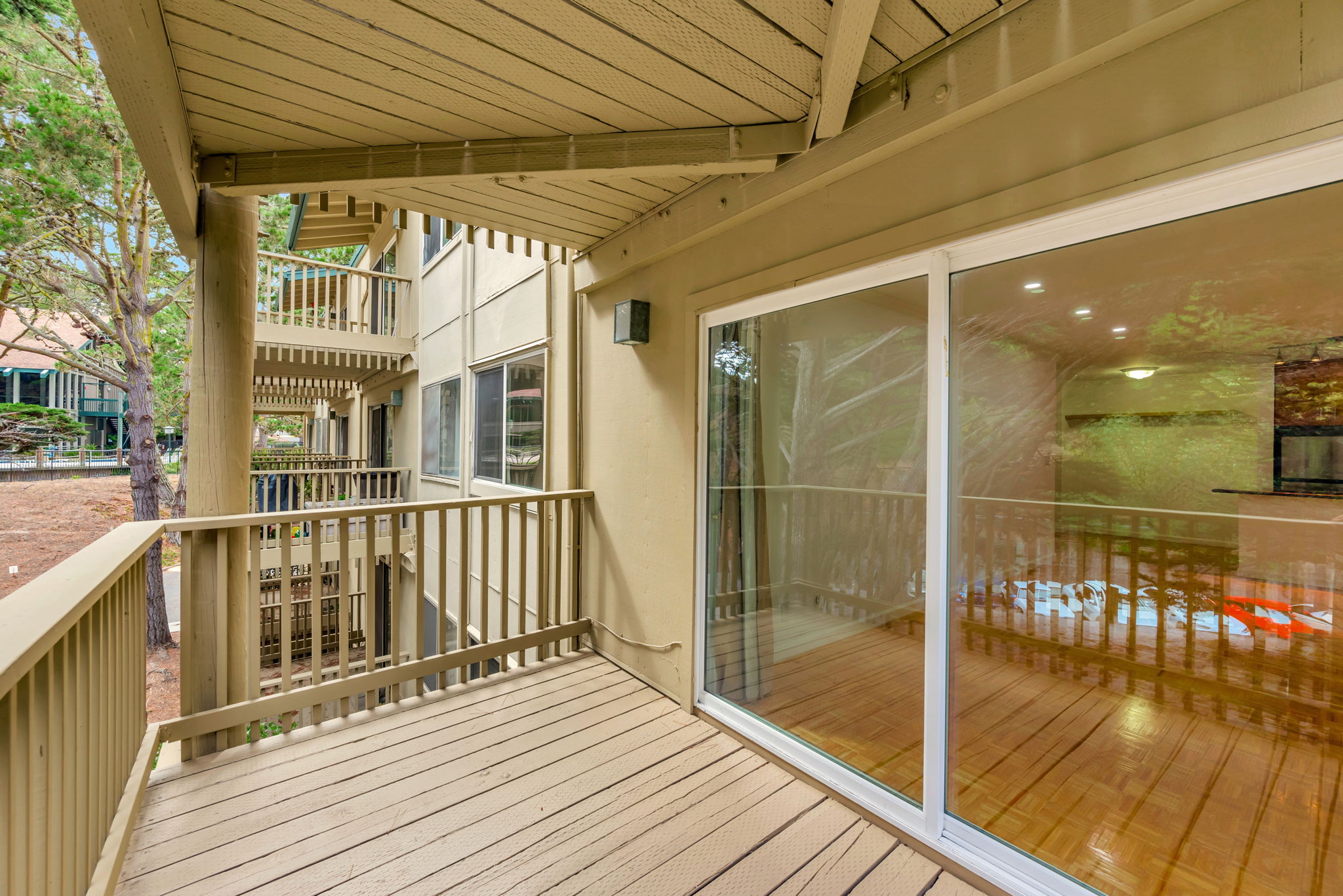 024_377 Mandarin Dr 207