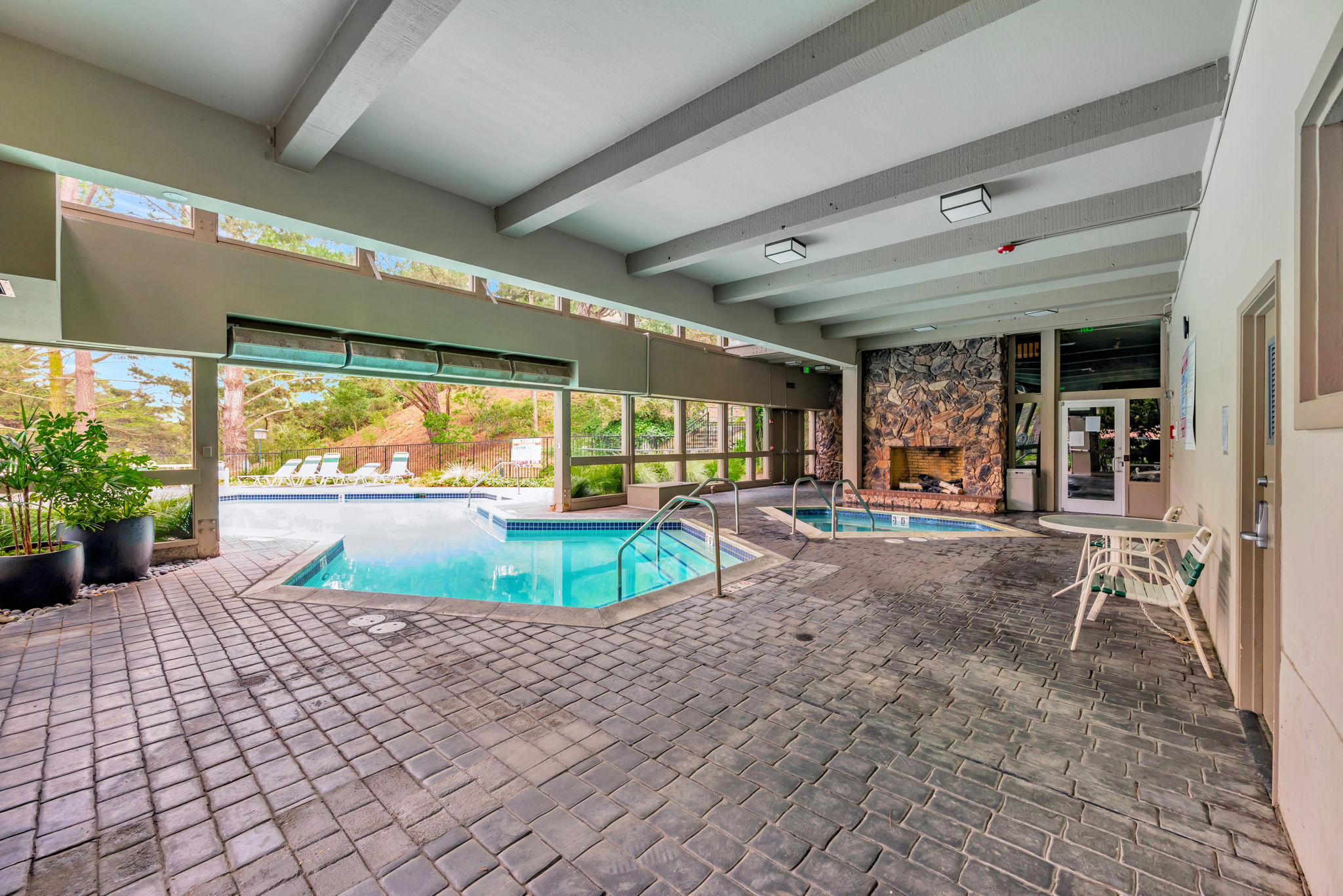 034_377 Mandarin Dr 207