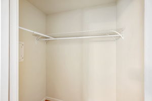 019_377 Mandarin Dr 207