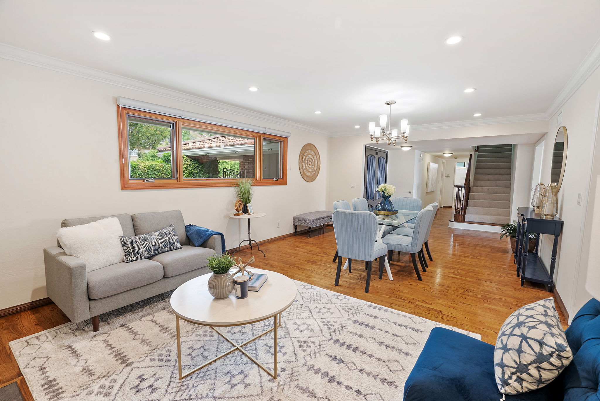 Sitting Area and Dining Room