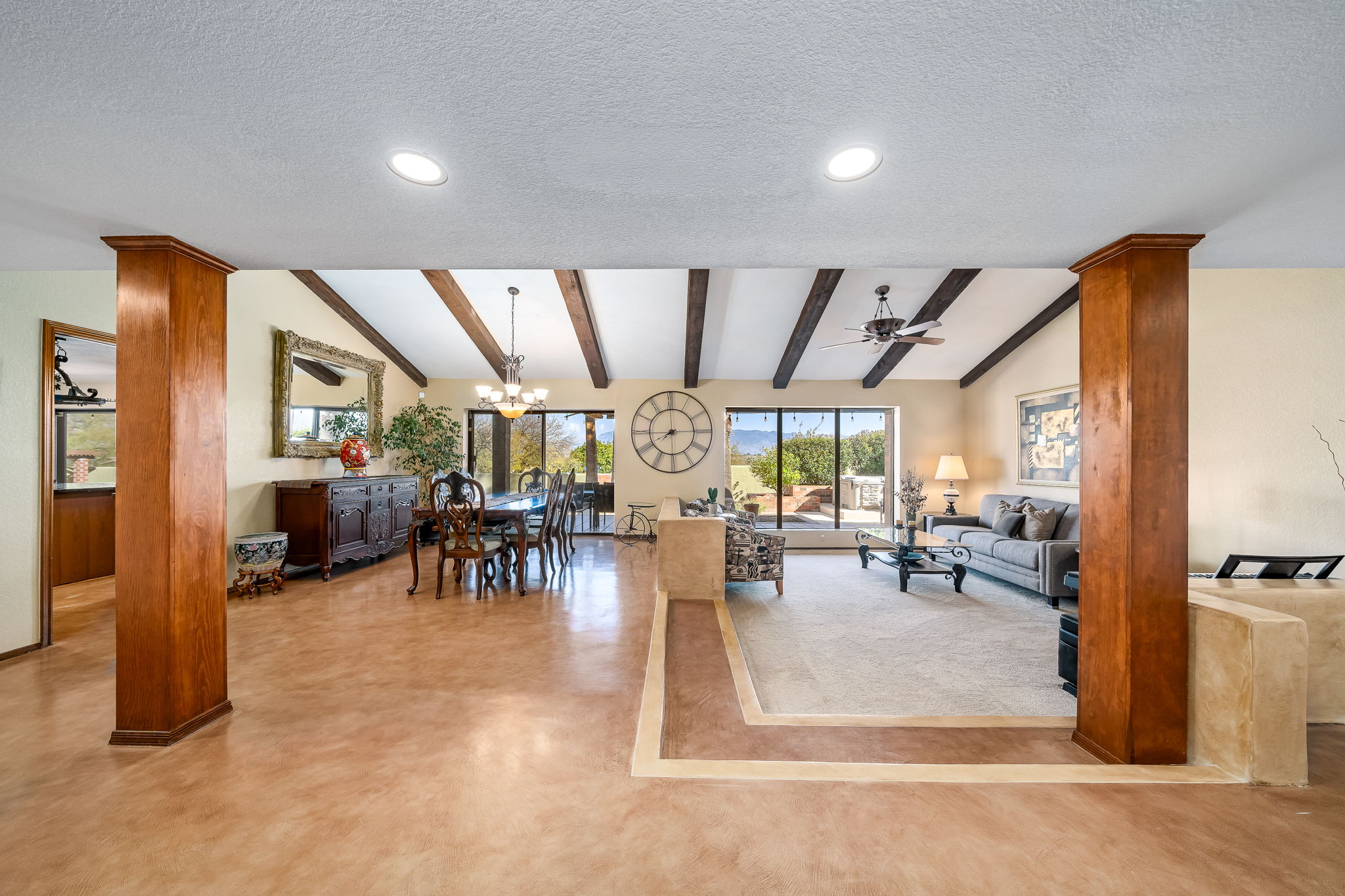 Dining Room/Living Room