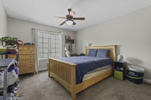  Photo 42