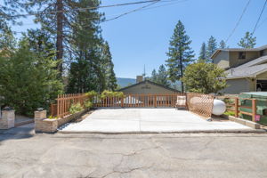  Photo 44