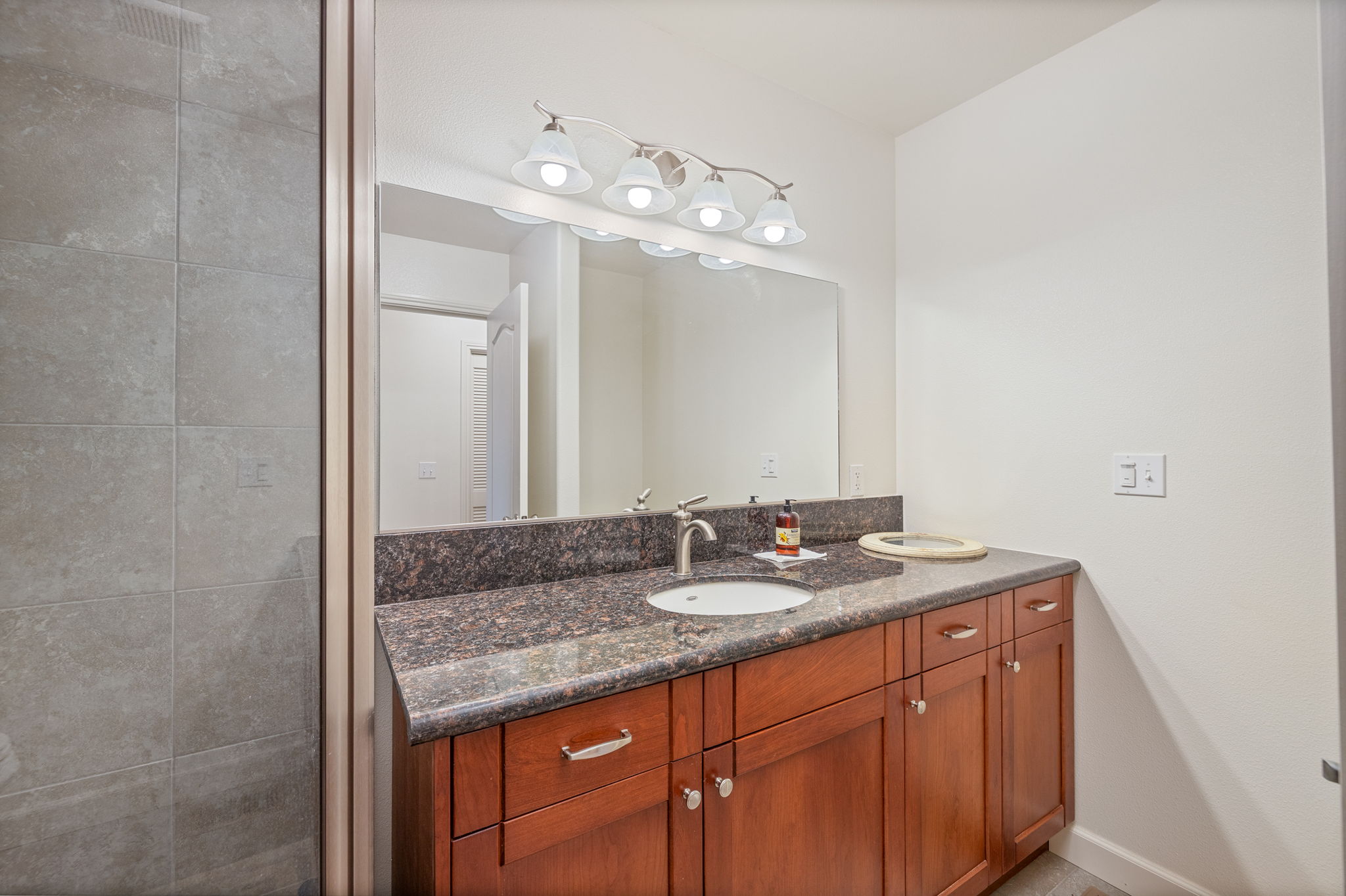 Main Floor Bathroom