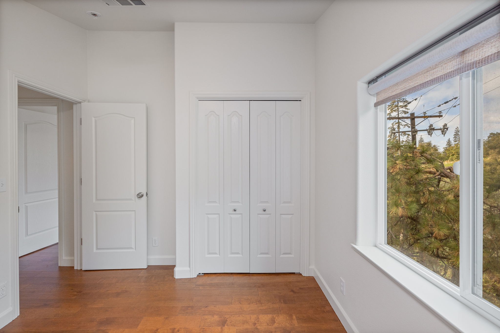 Upstairs Bedroom 1