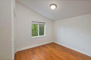 Upstairs Bedroom 1