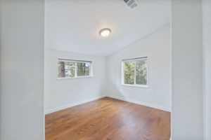 Upstairs Bedroom 2