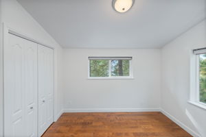 Upstairs Bedroom 2
