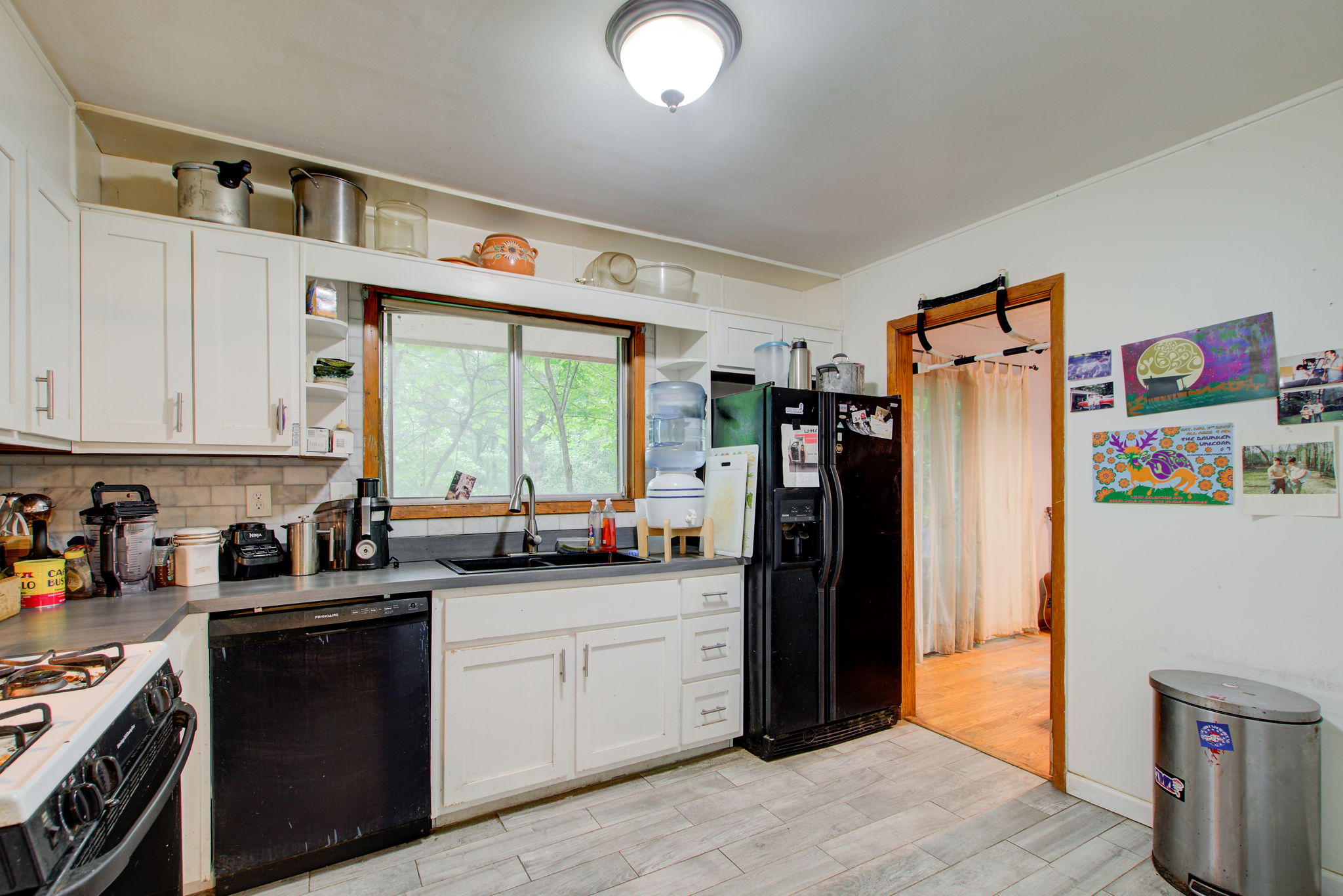 12 Kitchen A w Dining Access