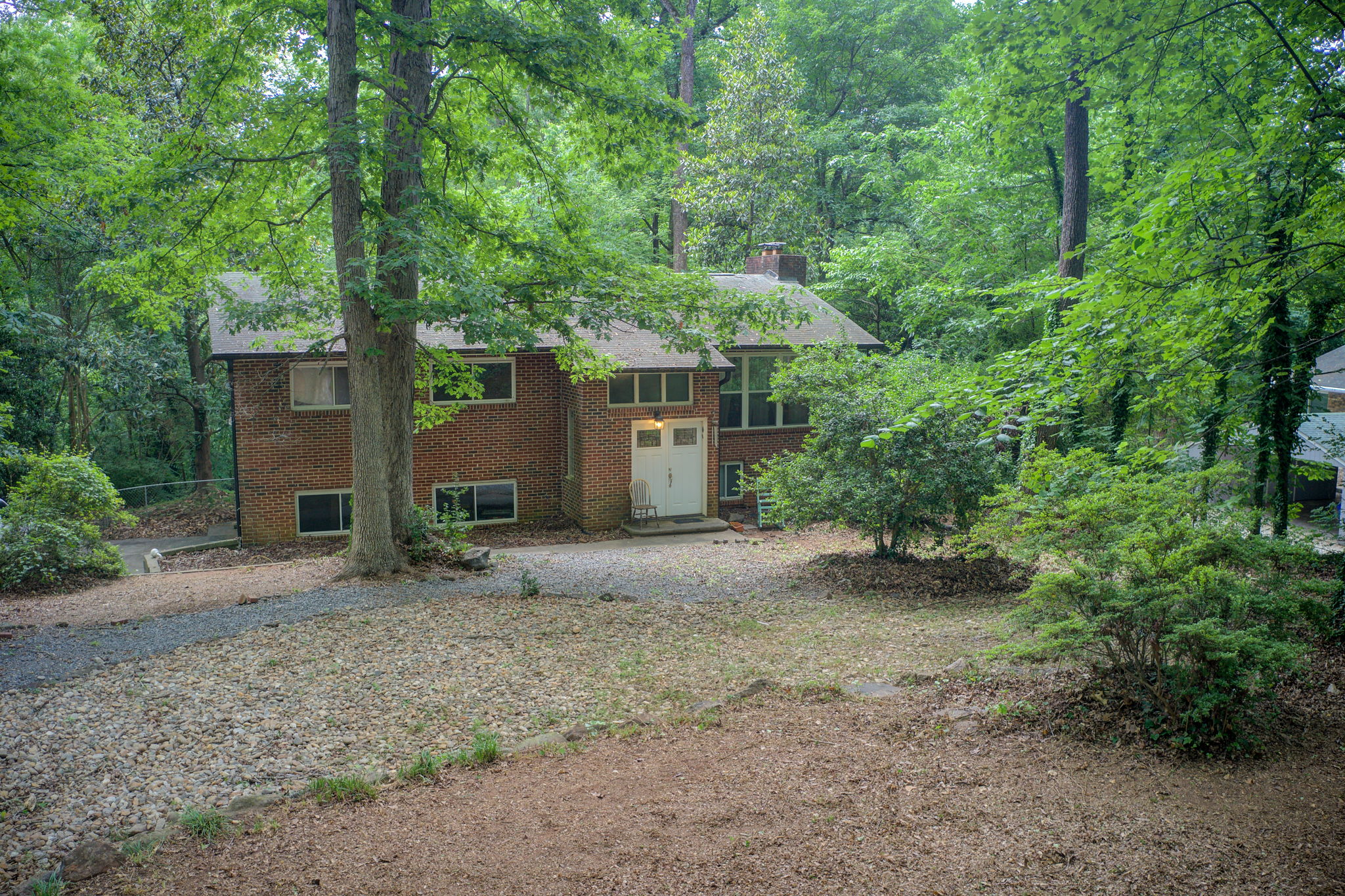 29 Aerial Exterior Front B w Yard