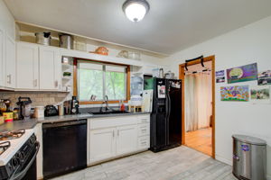 12 Kitchen A w Dining Access