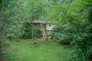 34 Aerial Exterior Rear w Yard