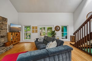 Southgate Dr-S3007-007.jpg
