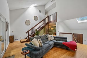 Southgate Dr-S3007-010.jpg
