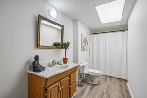 Southgate Dr-S3007-043.jpg