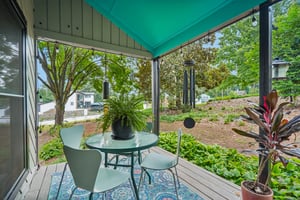 Southgate Dr-S3007-048.jpg