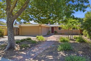 003_F8_3778 Corina Way