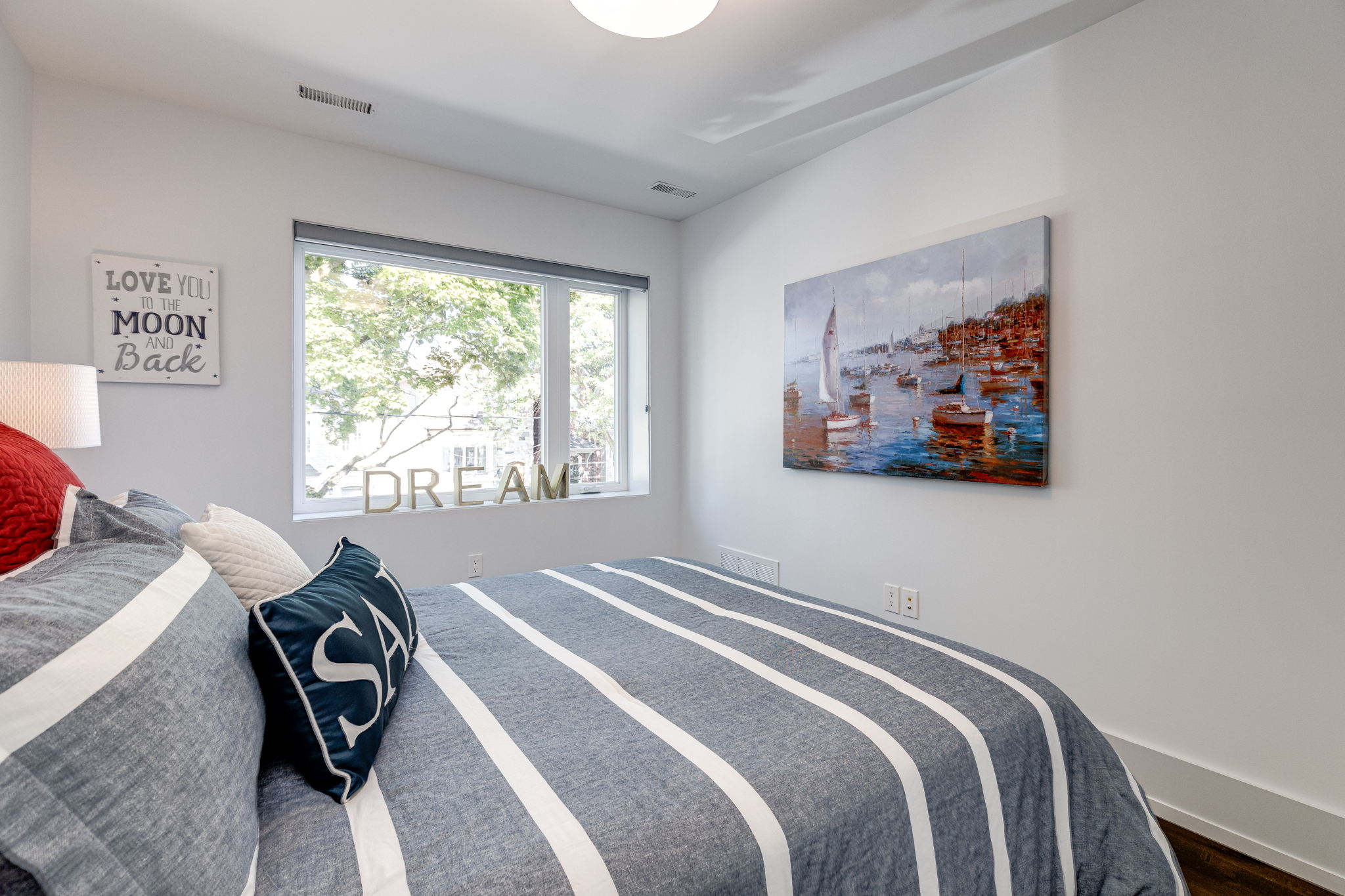 Toronto property showcase — delivered property photograph 26