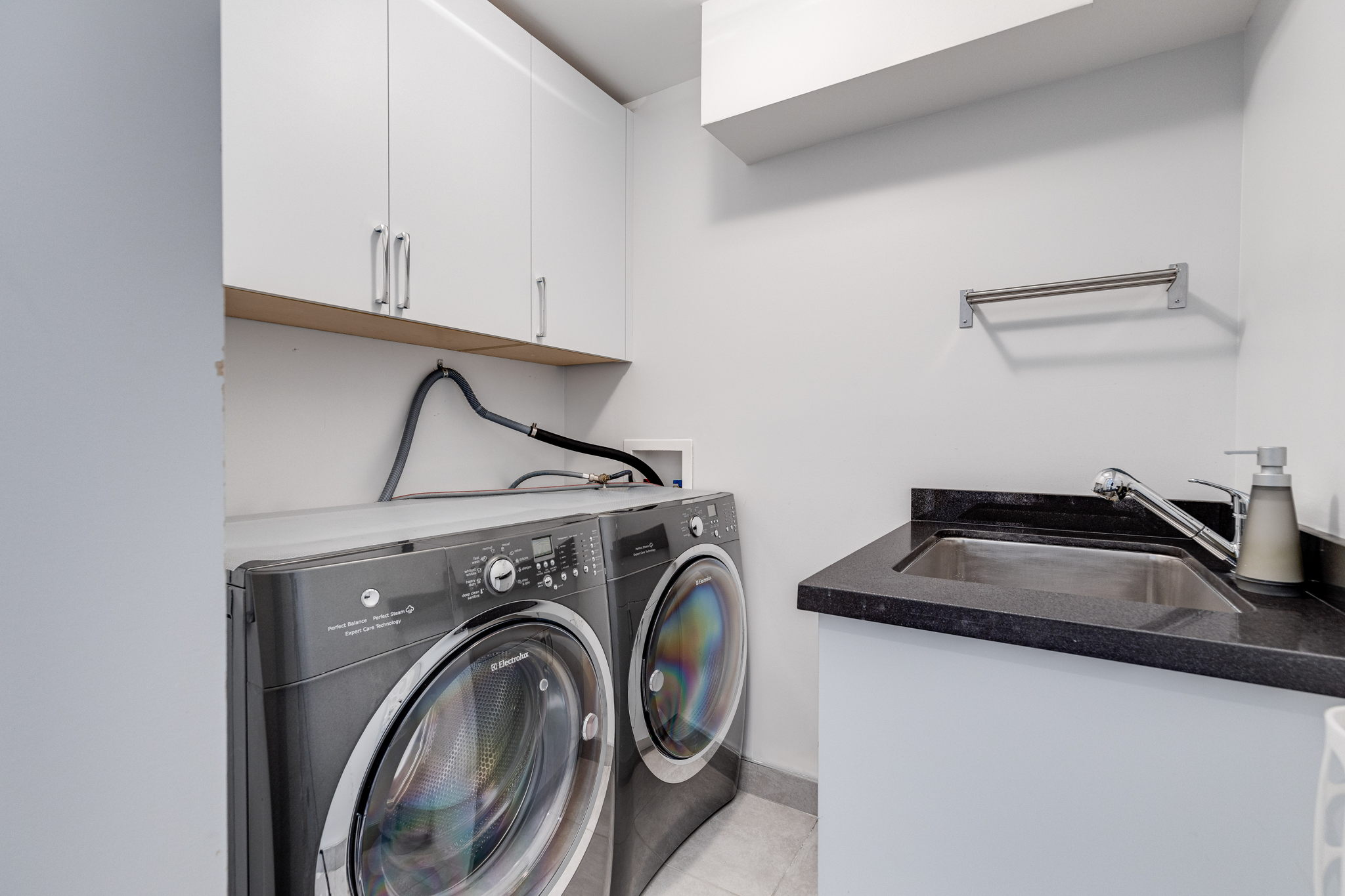 Toronto property showcase — delivered property photograph 43