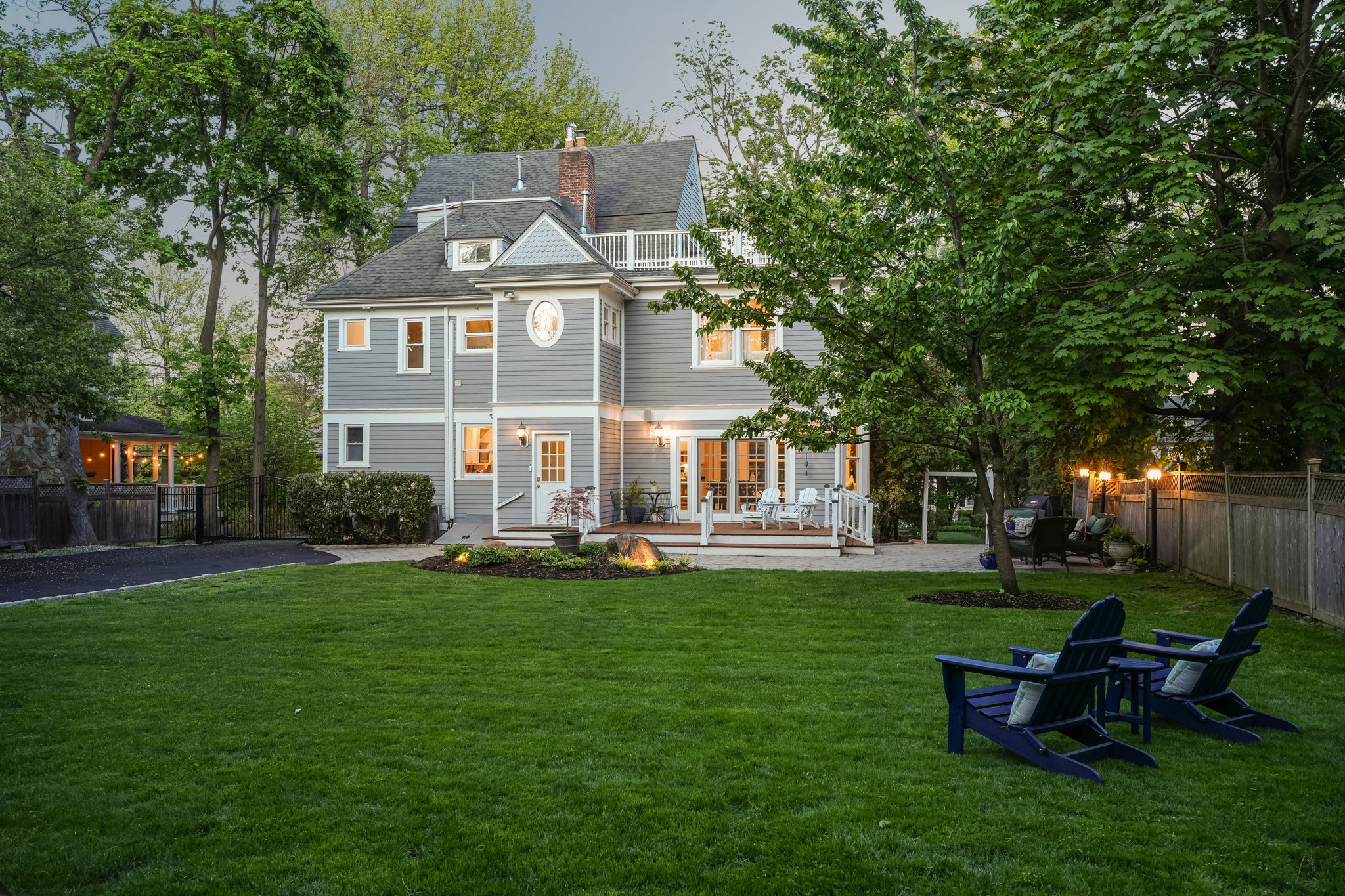VMD004Dusk.jpg