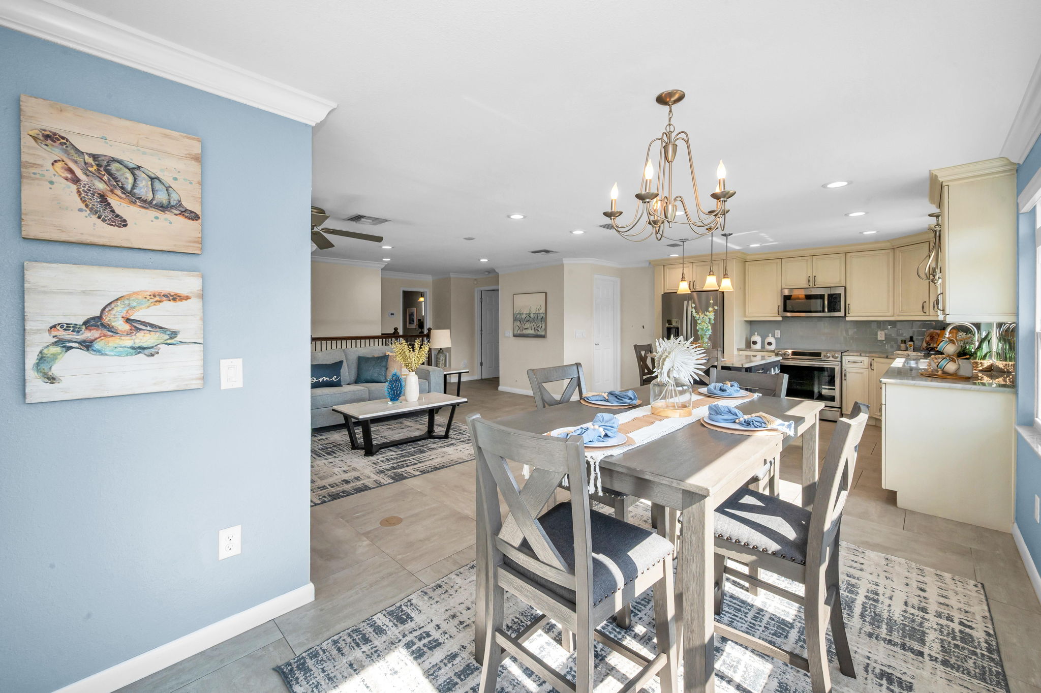 Dining Room3