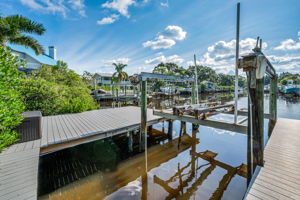 Dock12