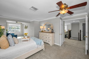 Primary Bedroom1e