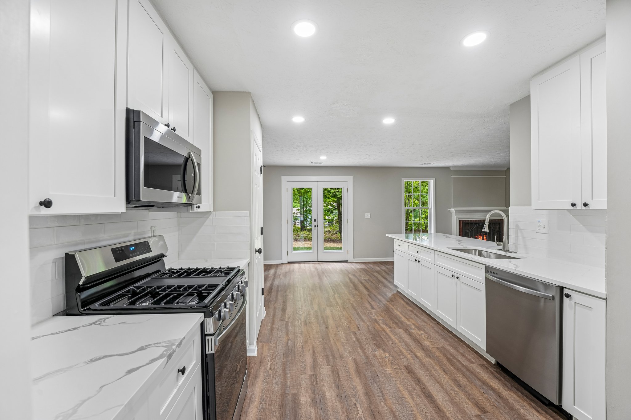 Wake Robin Way-S2504-013.jpg