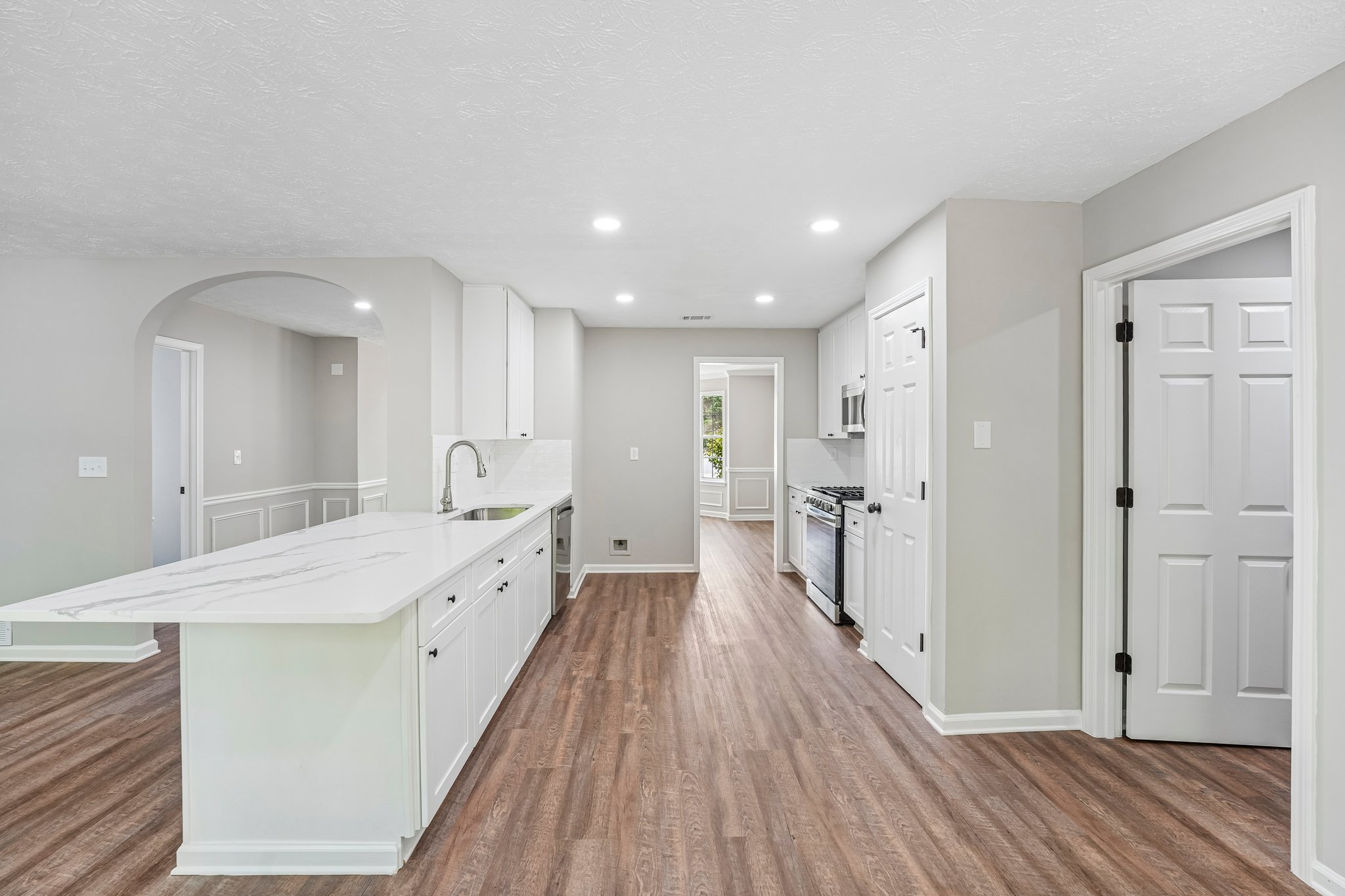 Wake Robin Way-S2504-014.jpg