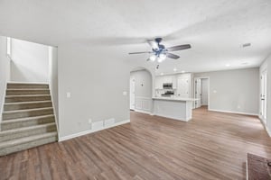 Wake Robin Way-S2504-011.jpg
