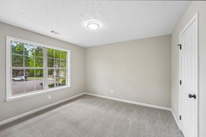 Wake Robin Way-S2504-033.jpg