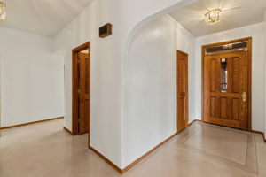 Foyer/Wood Front Door