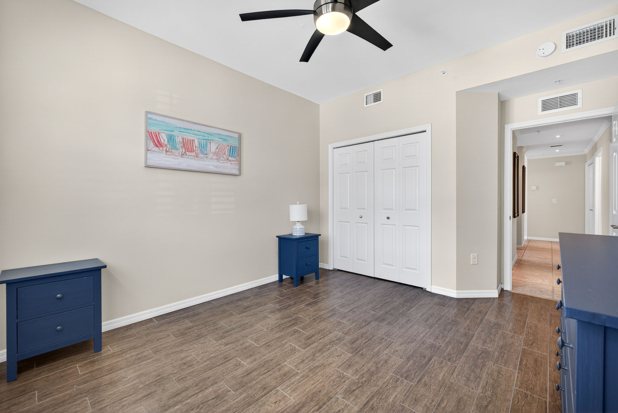 Guest Bedroom 1 - 2 of 3