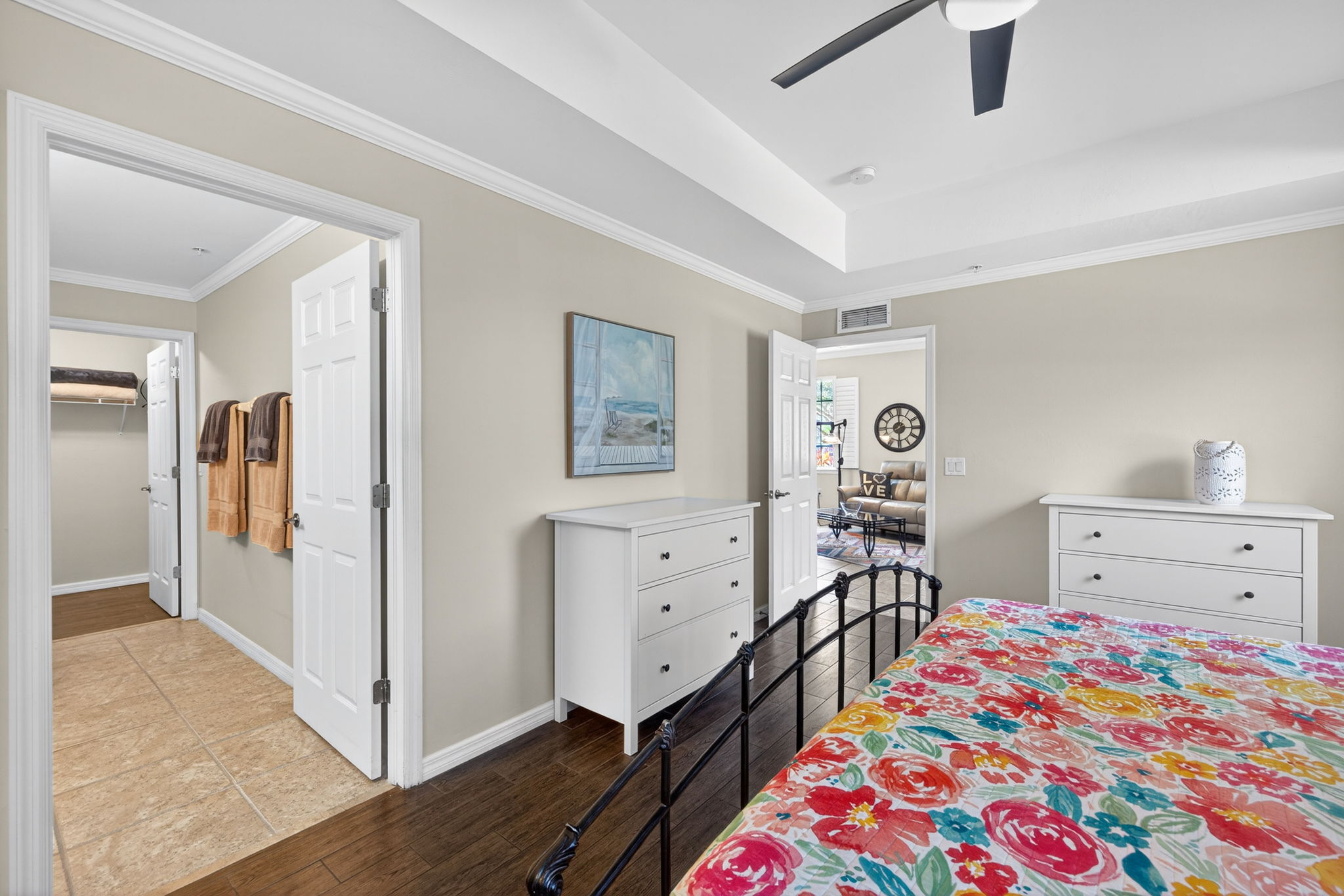 Guest Bedroom 2 - 3 of 3