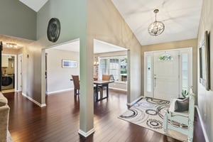 Briar Lakes Dr-S0710-008.jpg