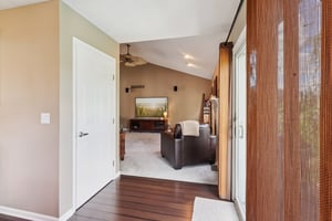 Briar Lakes Dr-S0710-014.jpg