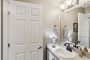 Briar Lakes Dr-S0710-028.jpg