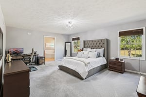 Briar Lakes Dr-S0710-045.jpg