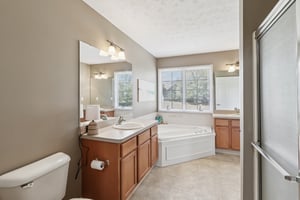 Briar Lakes Dr-S0710-050.jpg