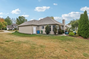Briar Lakes Dr-S0710-063.jpg