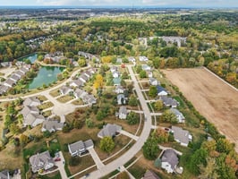 Briar Lakes Dr-S0710-074.jpg