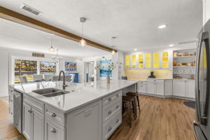 12 - 3784 42nd Ave S, St. Petersburg, FL 33711