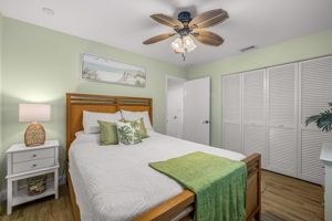 23 - 3784 42nd Ave S, St. Petersburg, FL 33711